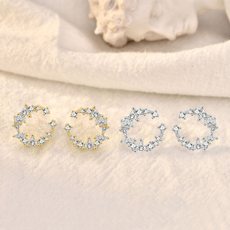 Sweet Crescent Moon Earrings
