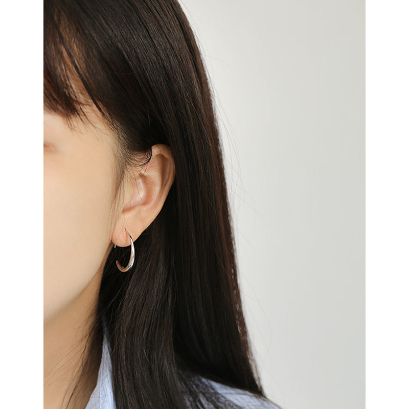 Modern O Shape Hoop Earrings