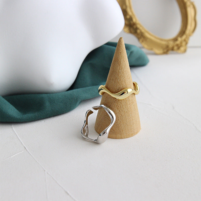 Minimalist Irregular Ring